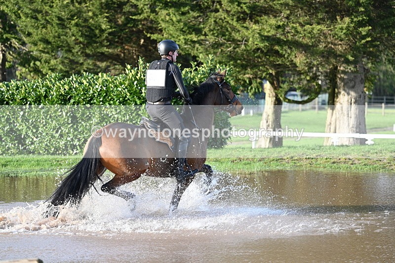 WJ7_9700 - Time 11:28 to 11:47