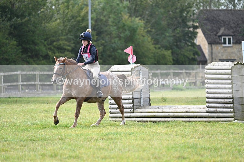 WJ7_5678 - 40cm XC Time 10:05 to 10:36