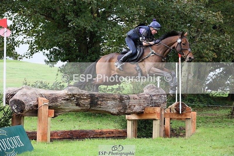 231021-100444-13221 - 617-MR.MISCHIEVOUS-Megan.Brown-SC+XC