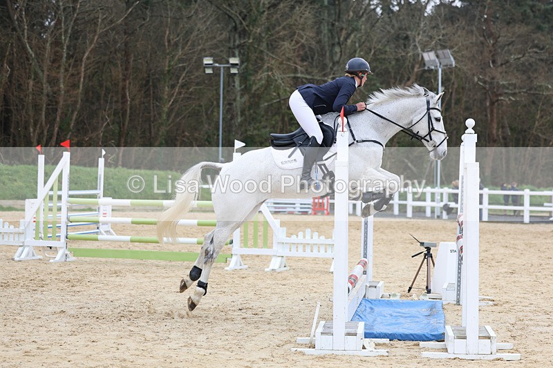 3E7A7571 - Class 8: Senior Newcomers/1.10m open