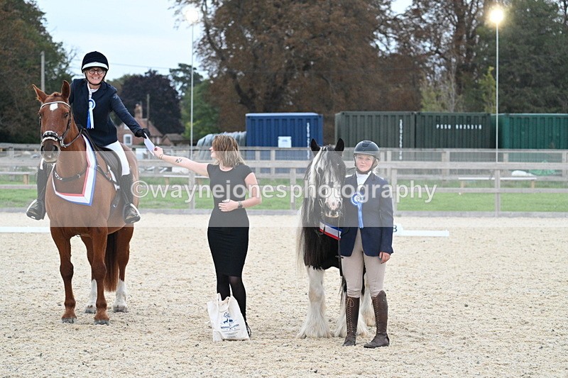 WJ7_2622 - Class 2 & Champs