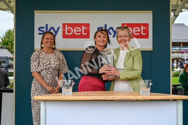 210824-Race 5-Extensio-5802 - Race 5 4.10pm Sky Bet Stayers Handicap
