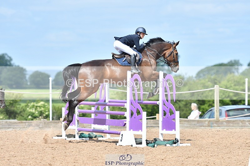 240609A-114310-04706 - Cls 17 Snr 1.05m Open