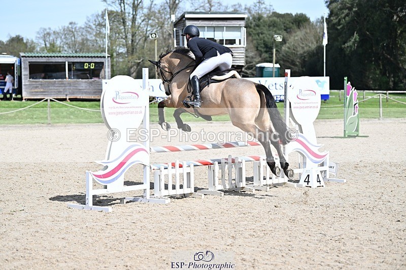 240413-120544-00845 - Cls 5+6 80cm Start to 1pm