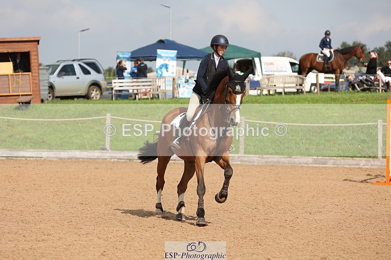 230915A-114227-01852 - Cls 2 Snr Foxhunter