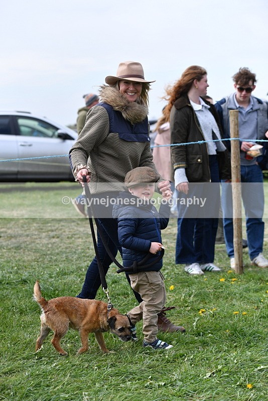 WJ5_0307 - Class 7 Best Terrier