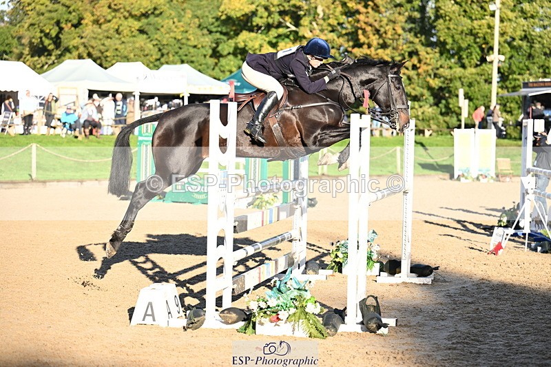 251024A-094927-06242 - B-111-Polly.Walker