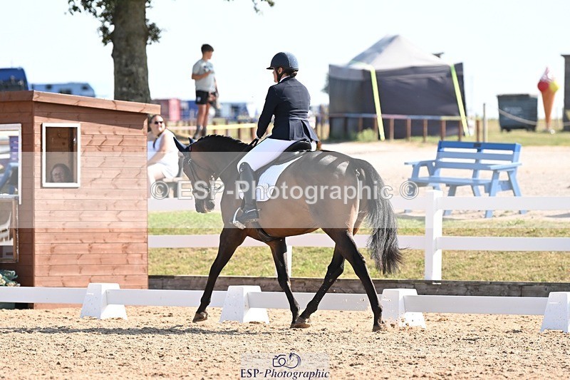 250816-102337-03359 - 064-Kellie.HutchingsTawstock.Finale