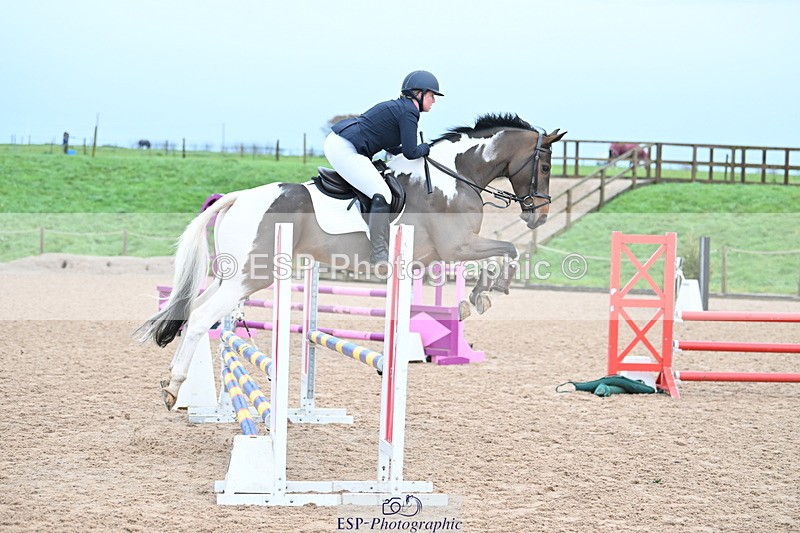 231203A-105643-00682 - Cls 16+17 Club and Schools 80cm