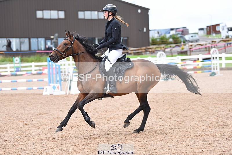 230715A-132426-01226 - Cls 4 Newcomers & 1m Open