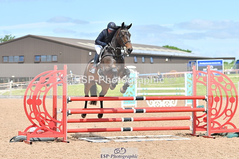 240609A-112119-04527 - Cls 17 Snr 1.05m Open