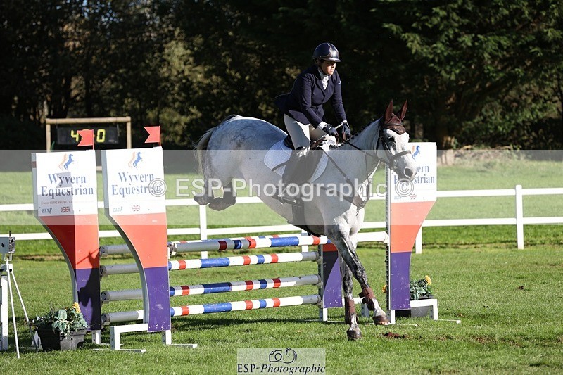 231022-105754-24864 - 630-ST.TROPEZ-Lizzie.Luxton-TrotUp+SJ