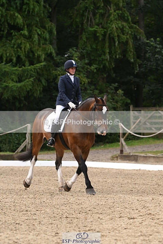 250719A-120116-04525 - 026-Carol.Quantrill-Cormoy.Lad