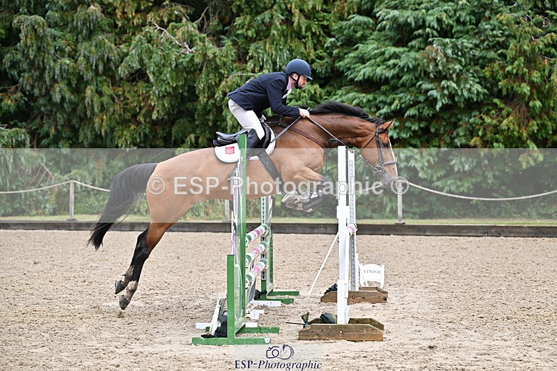 250831A-130044-10452 - Cls 42 Snr 1m Grand Prix