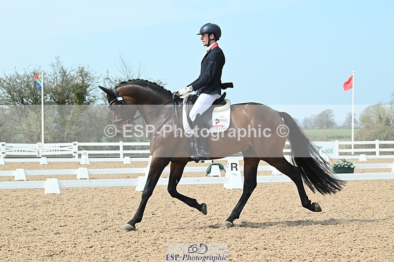 250403-120753-02234 - 048-Angus.Corrie-Deane-Maigret.VD.Watermolen