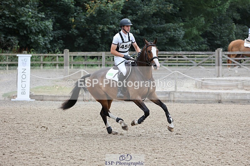 250803A-100902-09754 - K-458-Ollie.Martin-MIH.POP.SOCKS