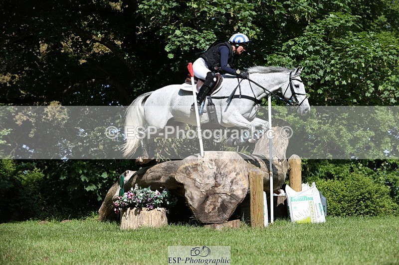 230527-094535-08256 - 203-DHI_CHILLI_START-Sophie_Hodgson-XC