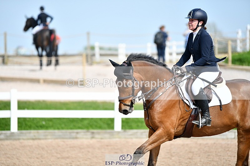 240511A-155834-14239 - Cls 25 British Novice and 90cm Open