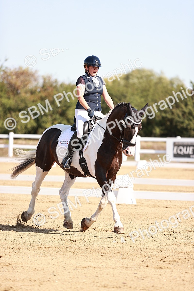 SBM_004331 - Class 12 - Novice 5 - 10.31-11.41