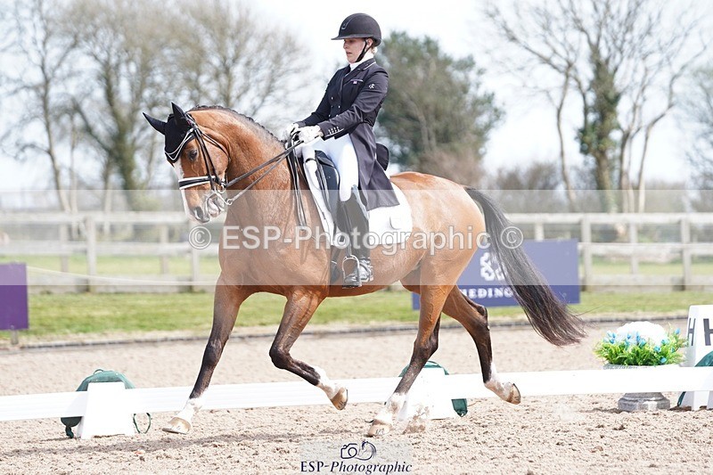 250403-135334-02783 - 029-Charlotte.Dicker-Catherston.Timeless