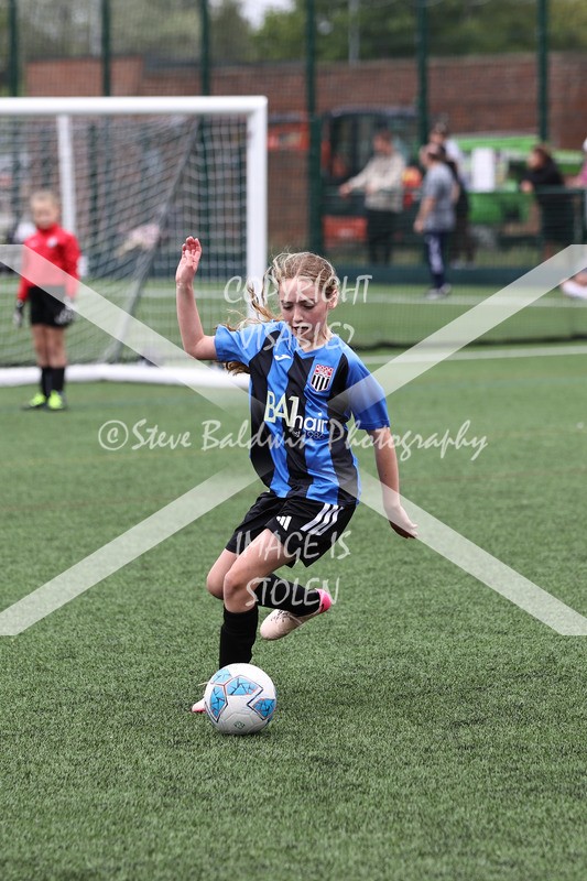 1DX32095 - Sun 7th U10 Girls