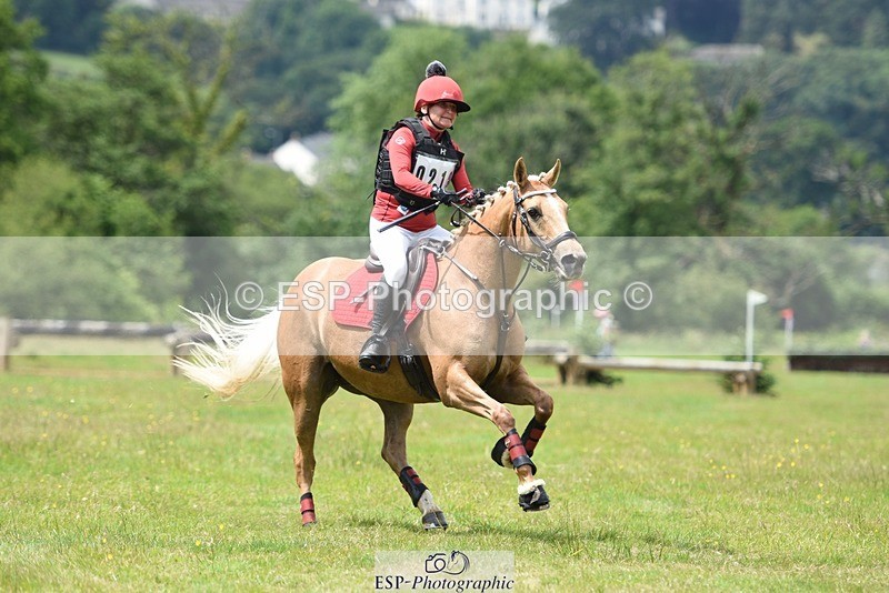 230625-122208-03810 - XC 90cm 12.00 to 13.00