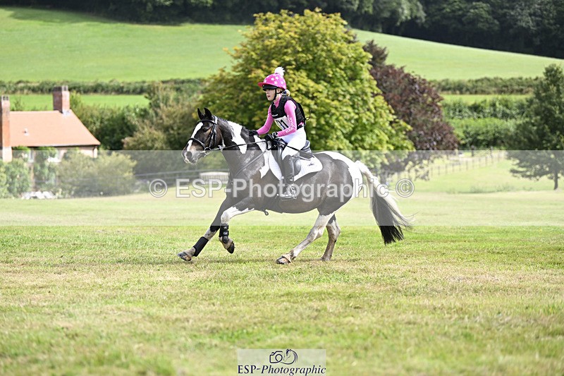 240825X-104322-31419 - 70cm XC 10.00 to 11.00