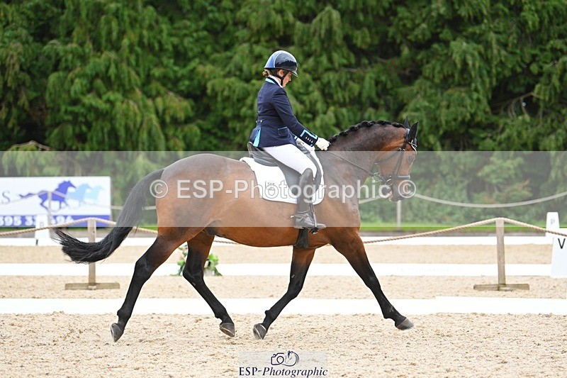 230813-170710-08568 - Cls 14 Medium Silver 16.45 to End