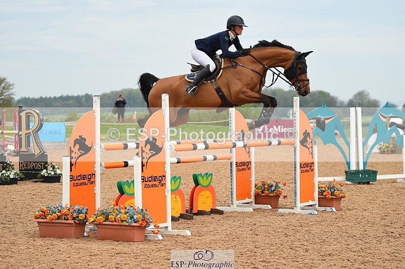 230504A-092208-00336 - Cls 8 Snr Foxhunter
