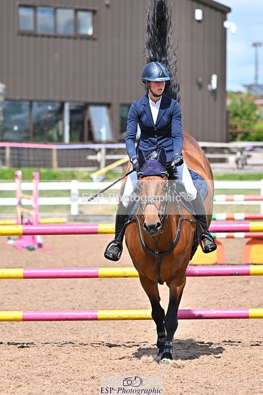 240619A-153508-00871 - Cls 5 Snr Foxhunter and 1.20m Open