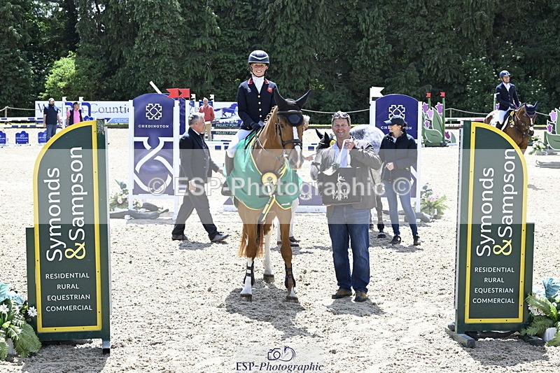 250525A-131802-17632 - Presentations Section B CCI 3 Star Long