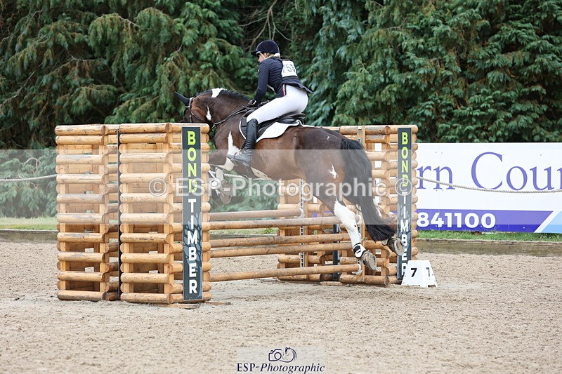 250803A-153906-15858 - Q-758-Caroline.Hutchens-CLOGORROWS.SOCKY