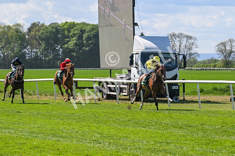 030525-Race 4-Woroodd-3011 - Race 4