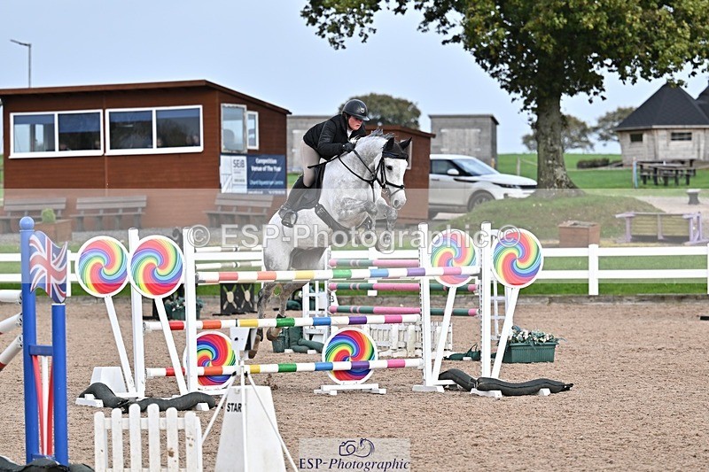 251004-155256-02372 - Cls 11+12 National 1.30m and 1.40m