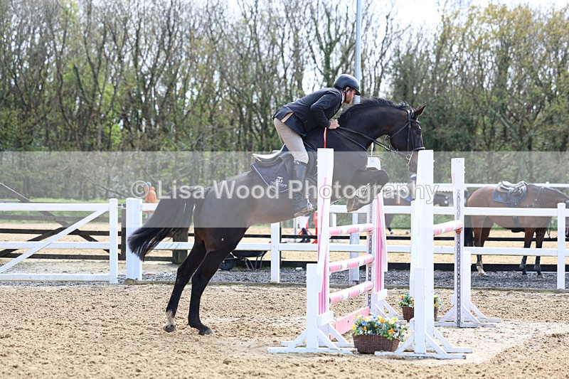 3E7A2283 - Class 8: Senior Foxhunter/1.20 open