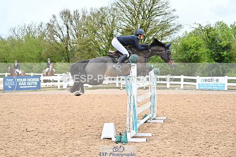 240501A-141855-01019 - Cls 8 Snr Foxhunter and 1.20m Open