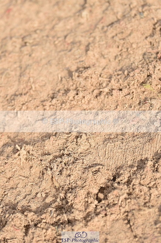 231015A-142456-08688 - Cls 26 1.05m Grand Prix