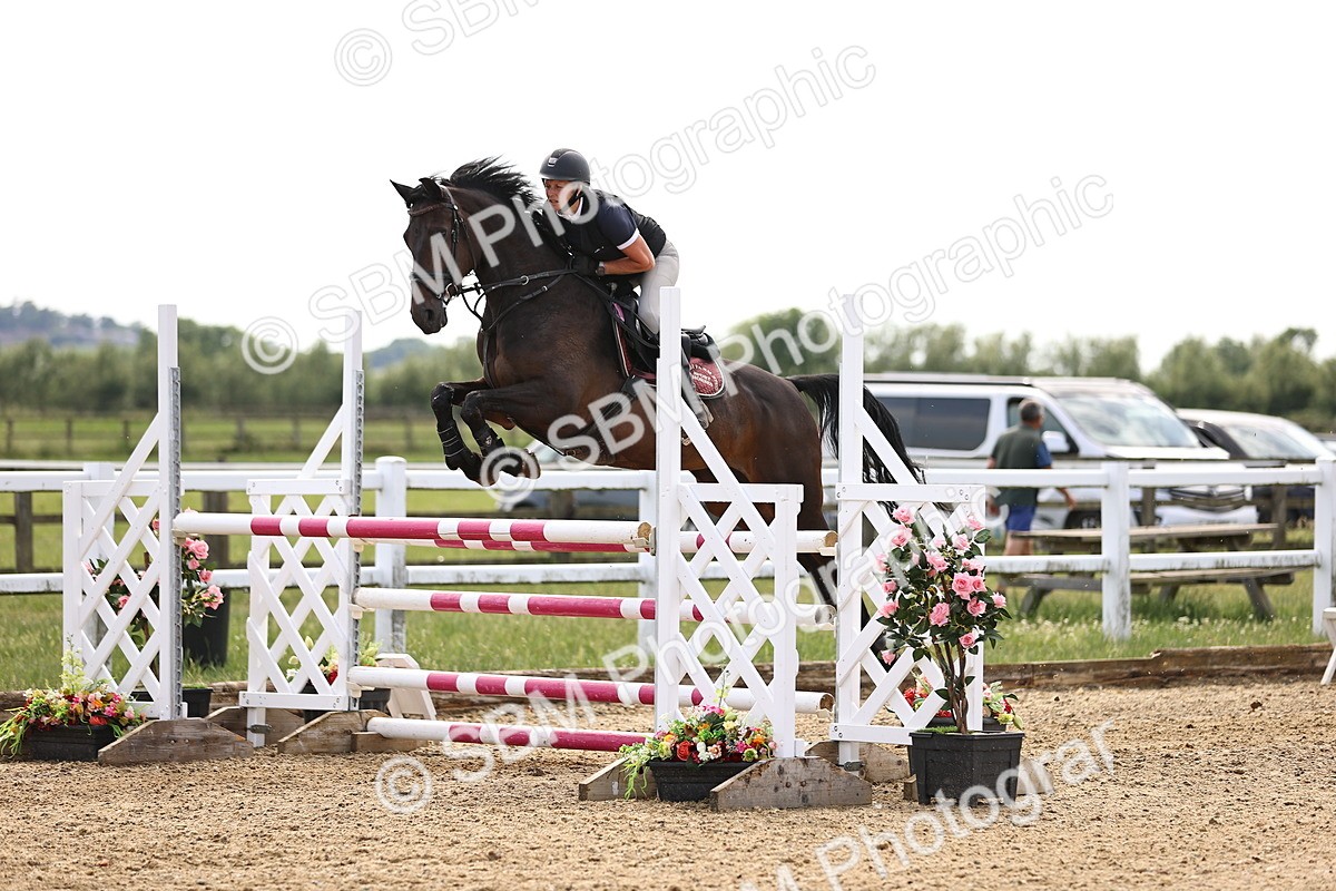 SBM_005047 - Class 12 - 1.15m Open (Members Cup)