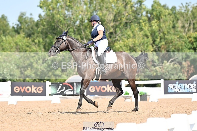 250816-115103-04086 - 109-Amber.Da.SilvaToners.Lady.Florentine