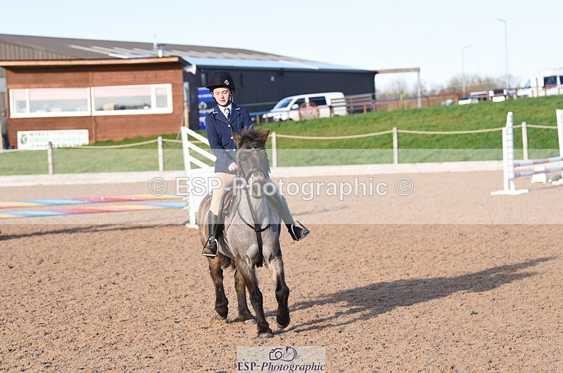 231202A-124306-01529 - Pairs