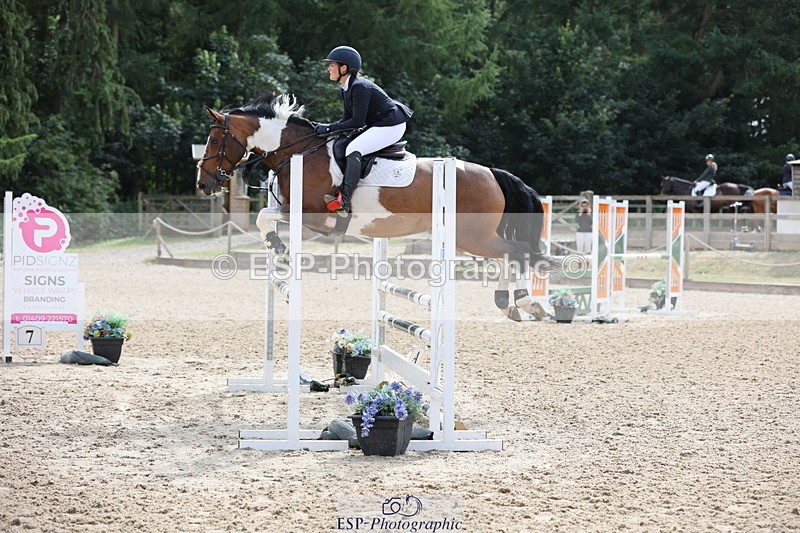 250705A-163254-16085 - Cls 37 1.05m Amateur Quali