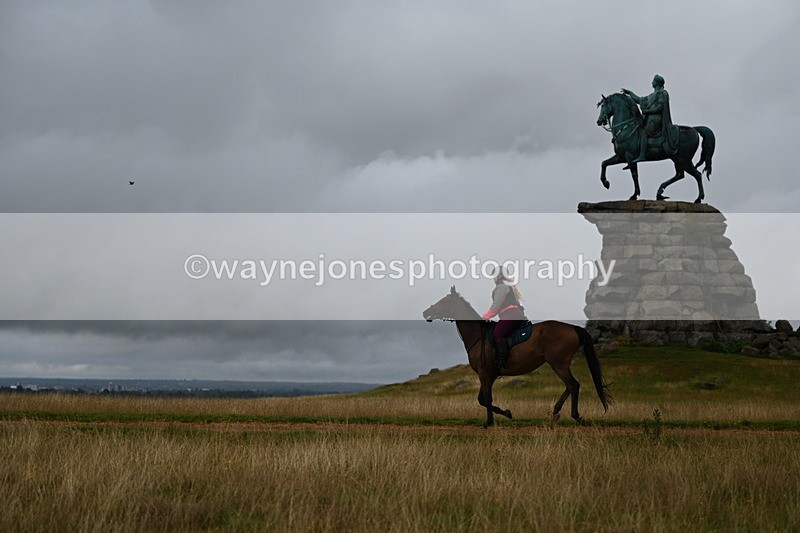 DSC_3953 - Time at Statue 14:56 to 15:05