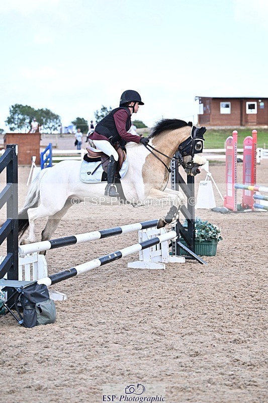 250624-165526-00252 - 70cm