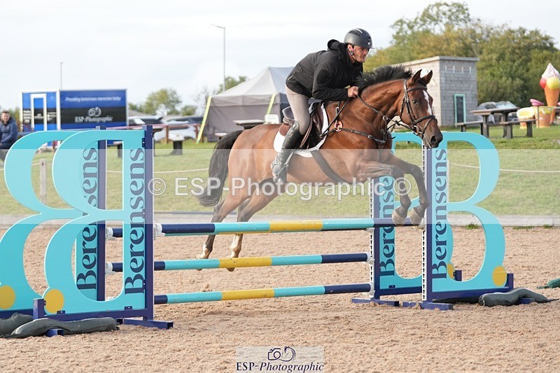 250902-181737-00740 - 90cm