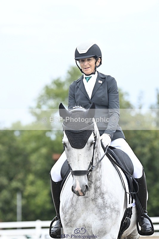 250907-110759-06503 - 072-Jan.ChoppingSeal