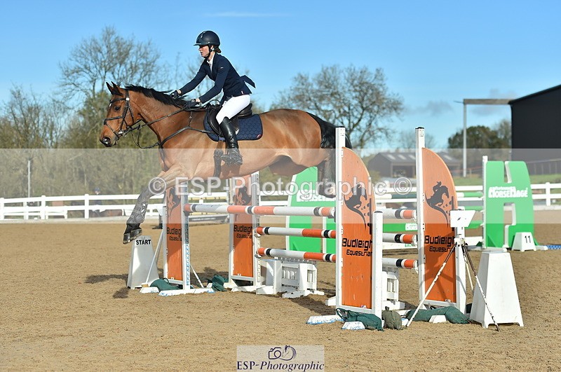 231111A-113012-01677 - Cls 11 Snr 1.05m Open