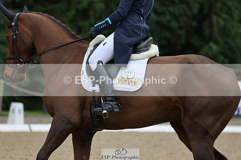 241024-141930-04055 - 221-Ivy.Fisher-BALIEF.DE.REVE