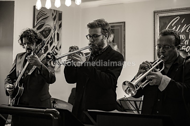  - TOM & SIMON GARDNER PLAY BROTHERS CANDOLI