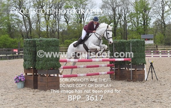 BPP_3617 - CLASS 4 - FRI - Senior BritiNovice/ 90cm Open