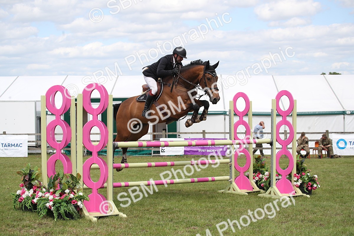 SBM_17472 - Class 208 - Senior Foxhunter 1.20m Open